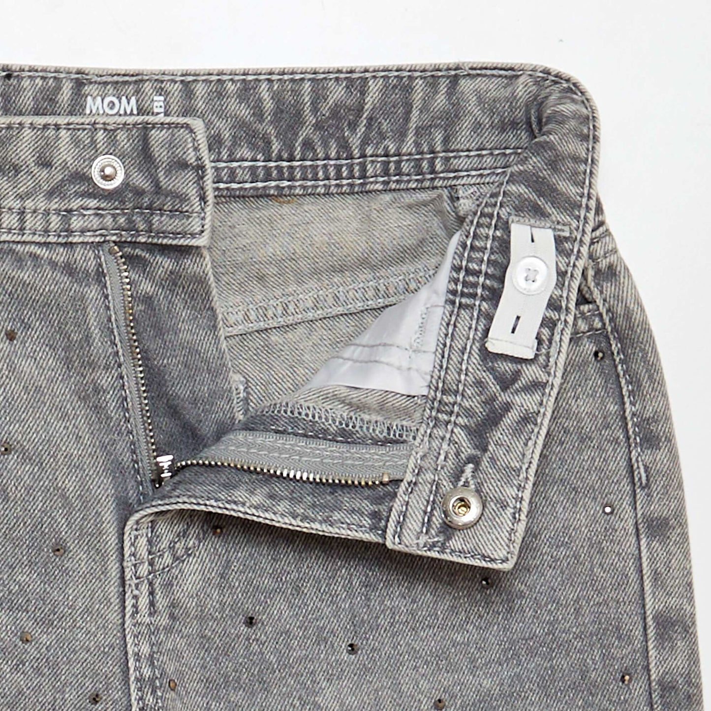 Mom jeans with fancy beads GREY